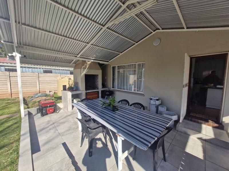 4 Bedroom Property for Sale in Bergsig Eastern Cape